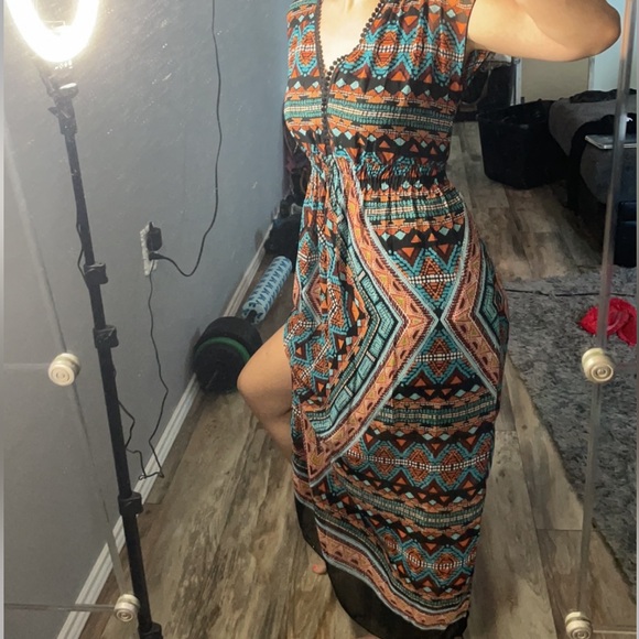 Fall maxi dress with slits - Picture 4 of 4